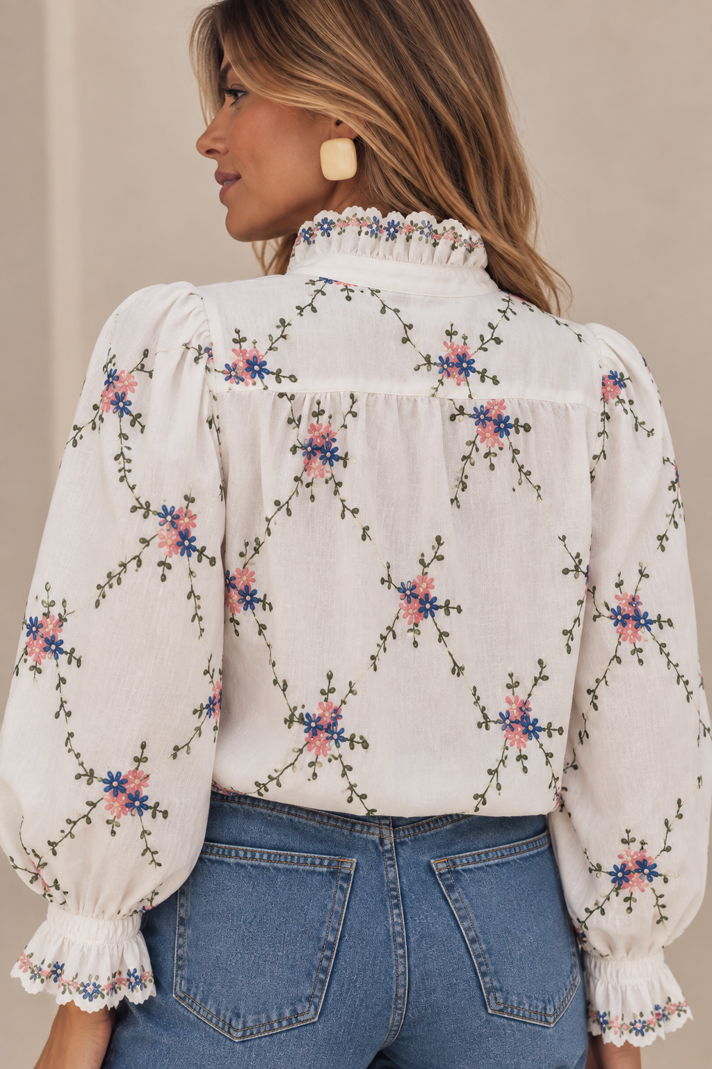 CAMISA BORDADA FLORAL