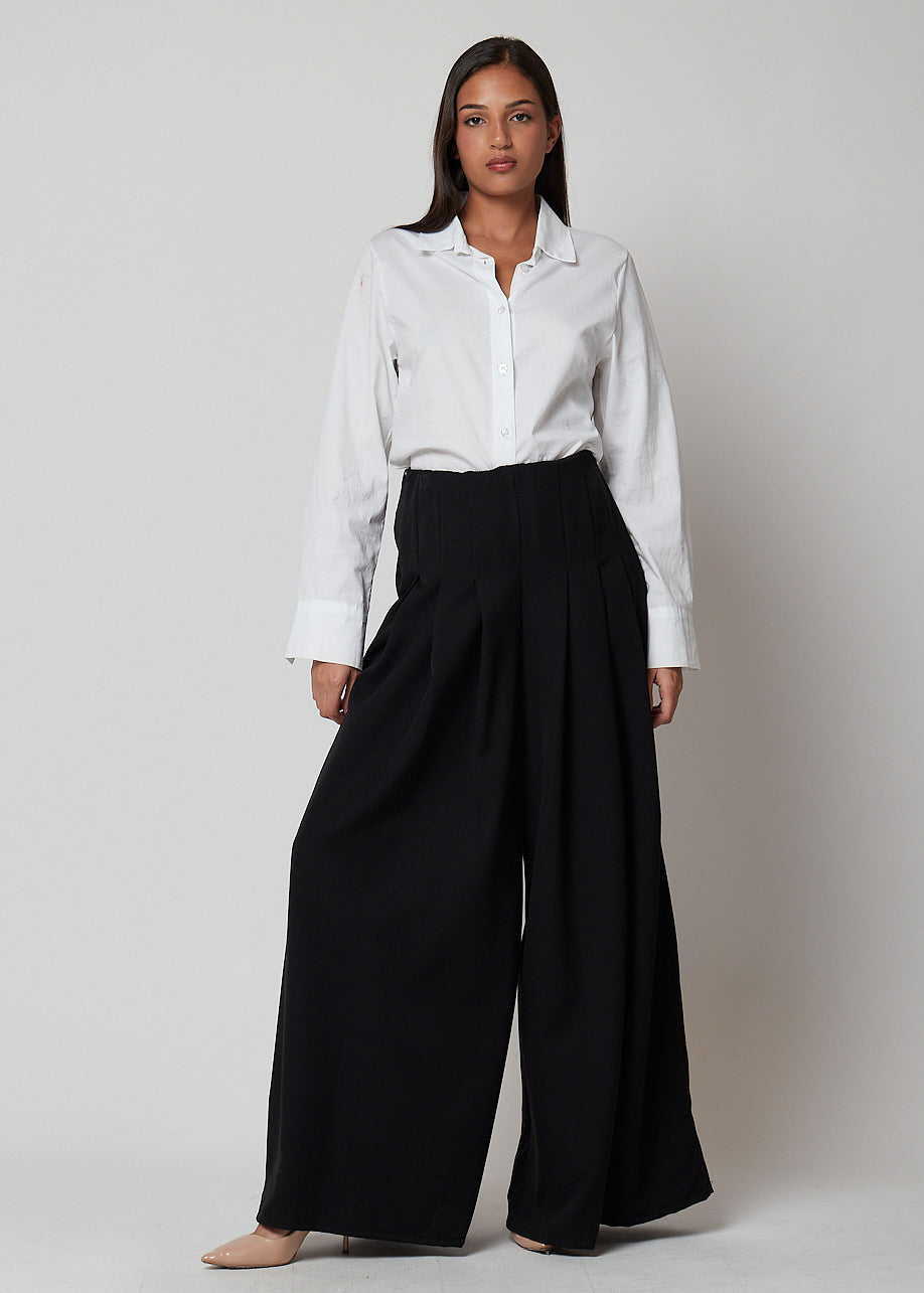 PANTALÓN ANCHO PINZAS