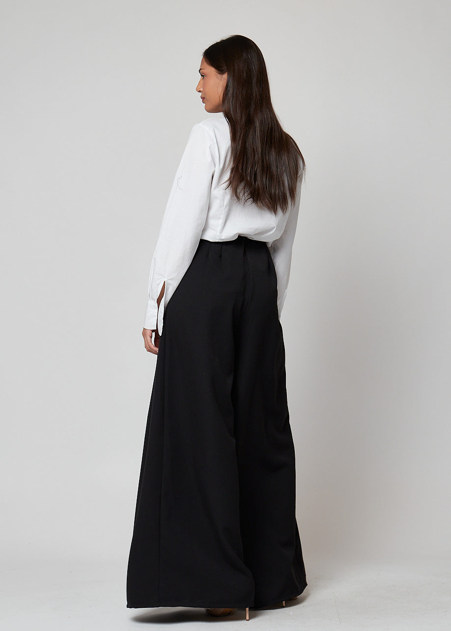 PANTALÓN ANCHO PINZAS