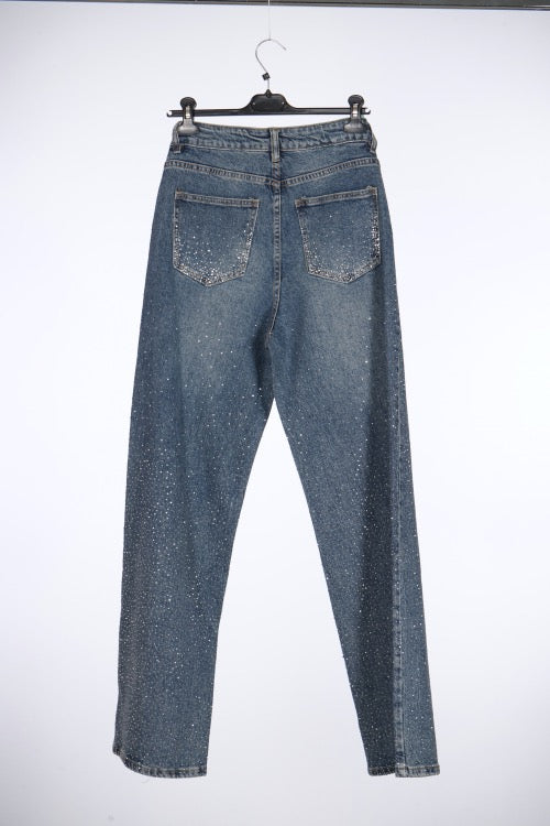 PANTALÓN DENIM TACHAS
