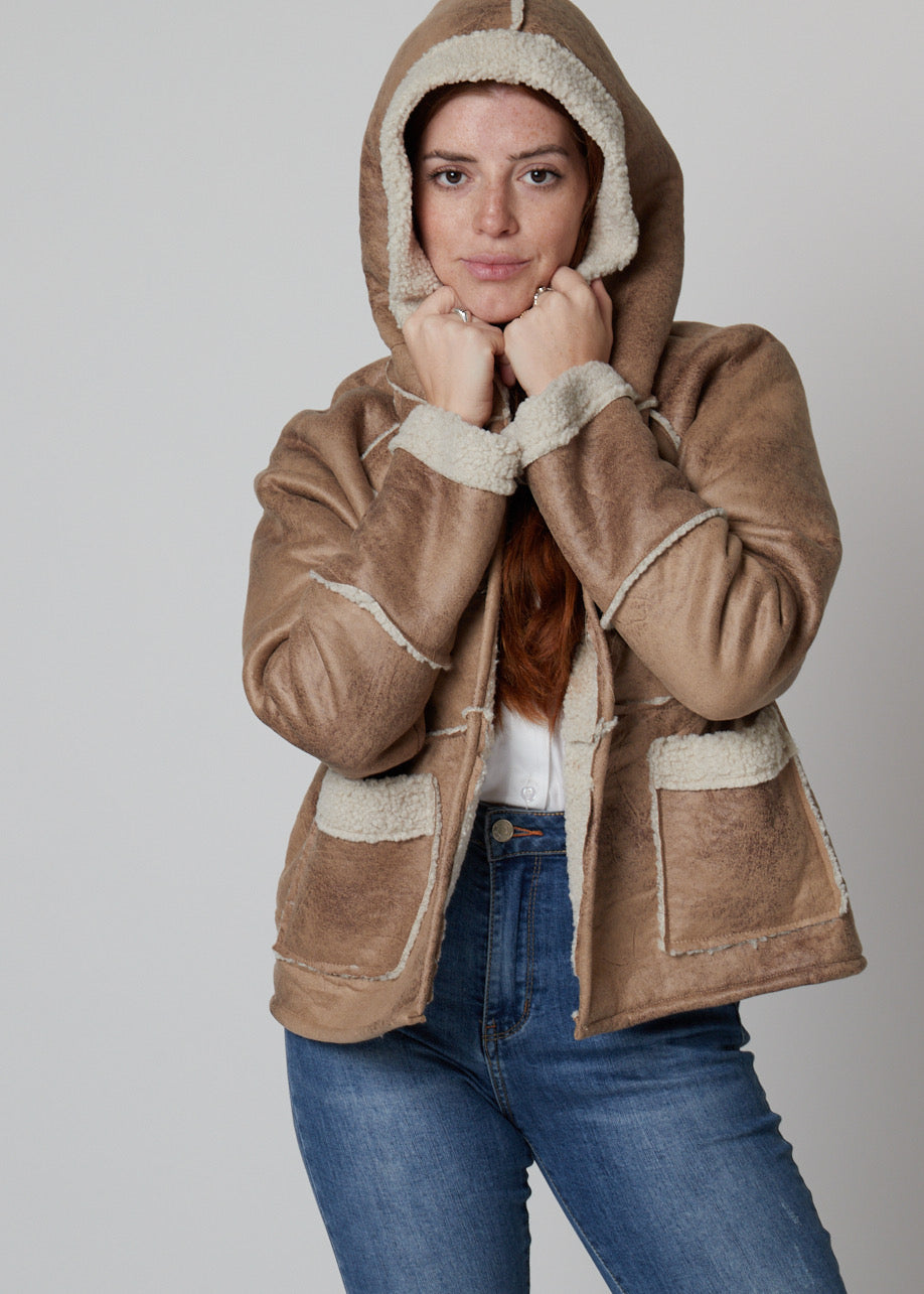 CHAQUETA BORREGUILLO