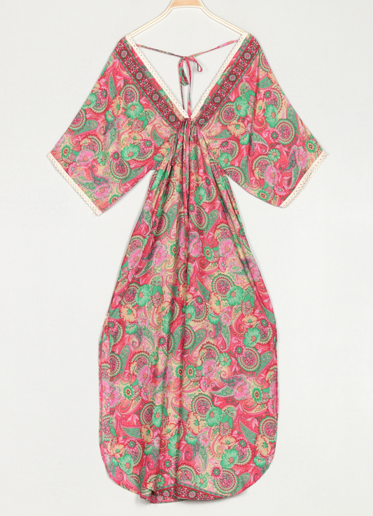 VESTIDO ESTAMPADO CON PUNTILLA