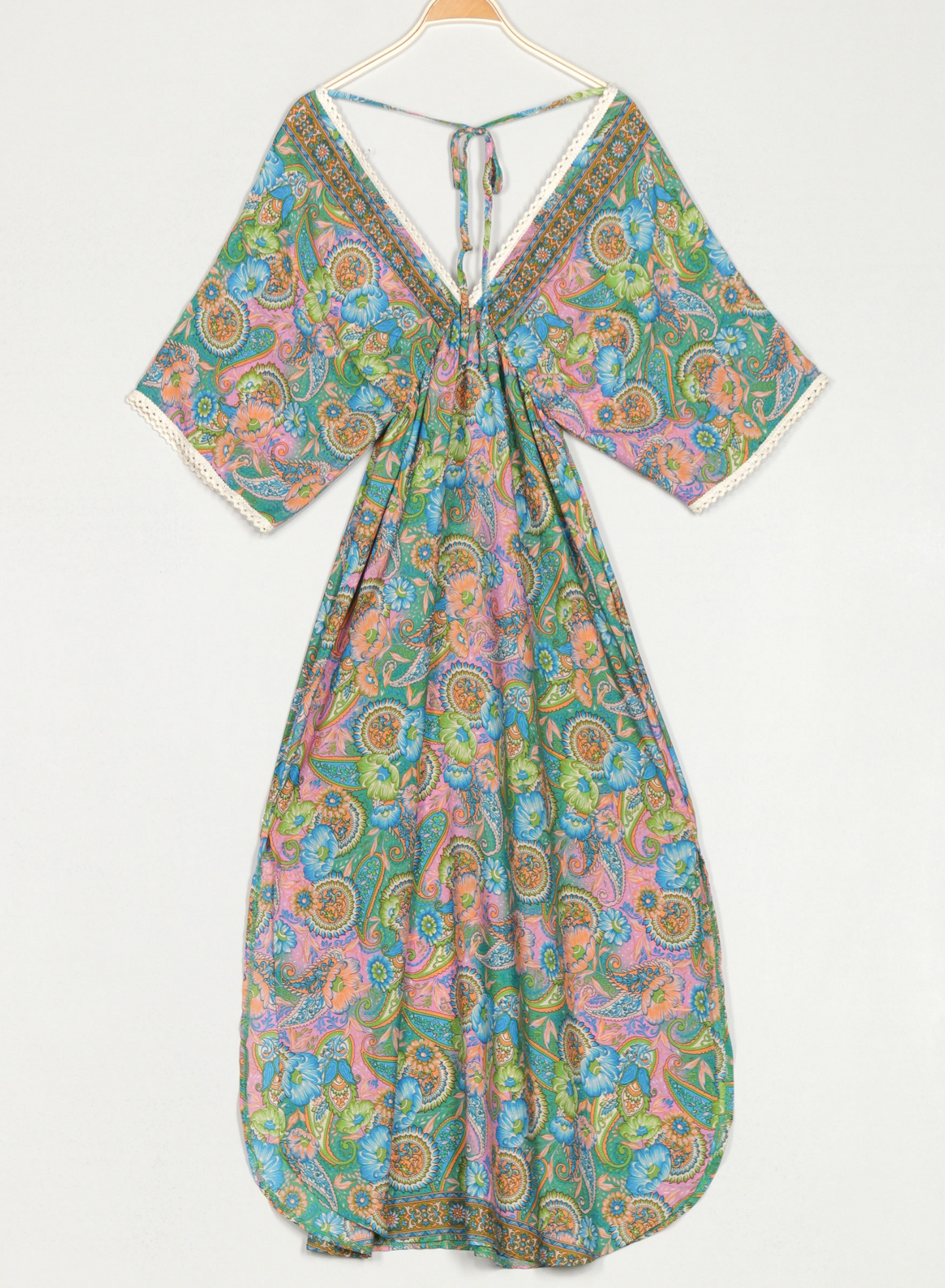 VESTIDO ESTAMPADO CON PUNTILLA