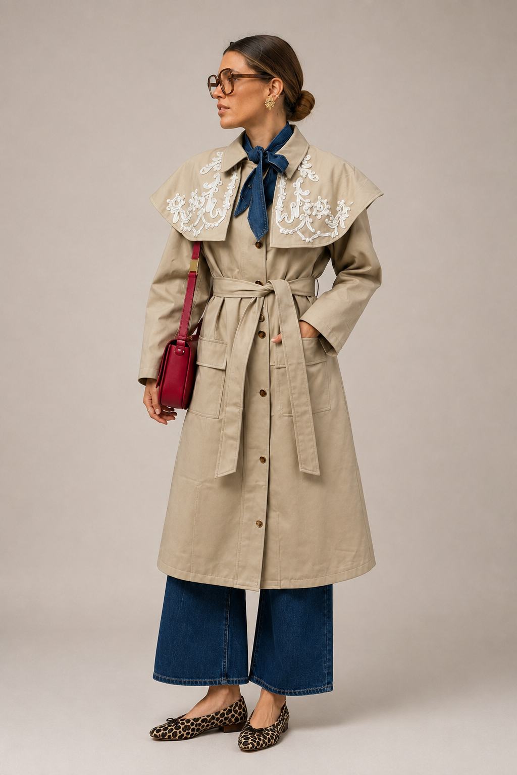 GABARDINA CAPA BORDADOS