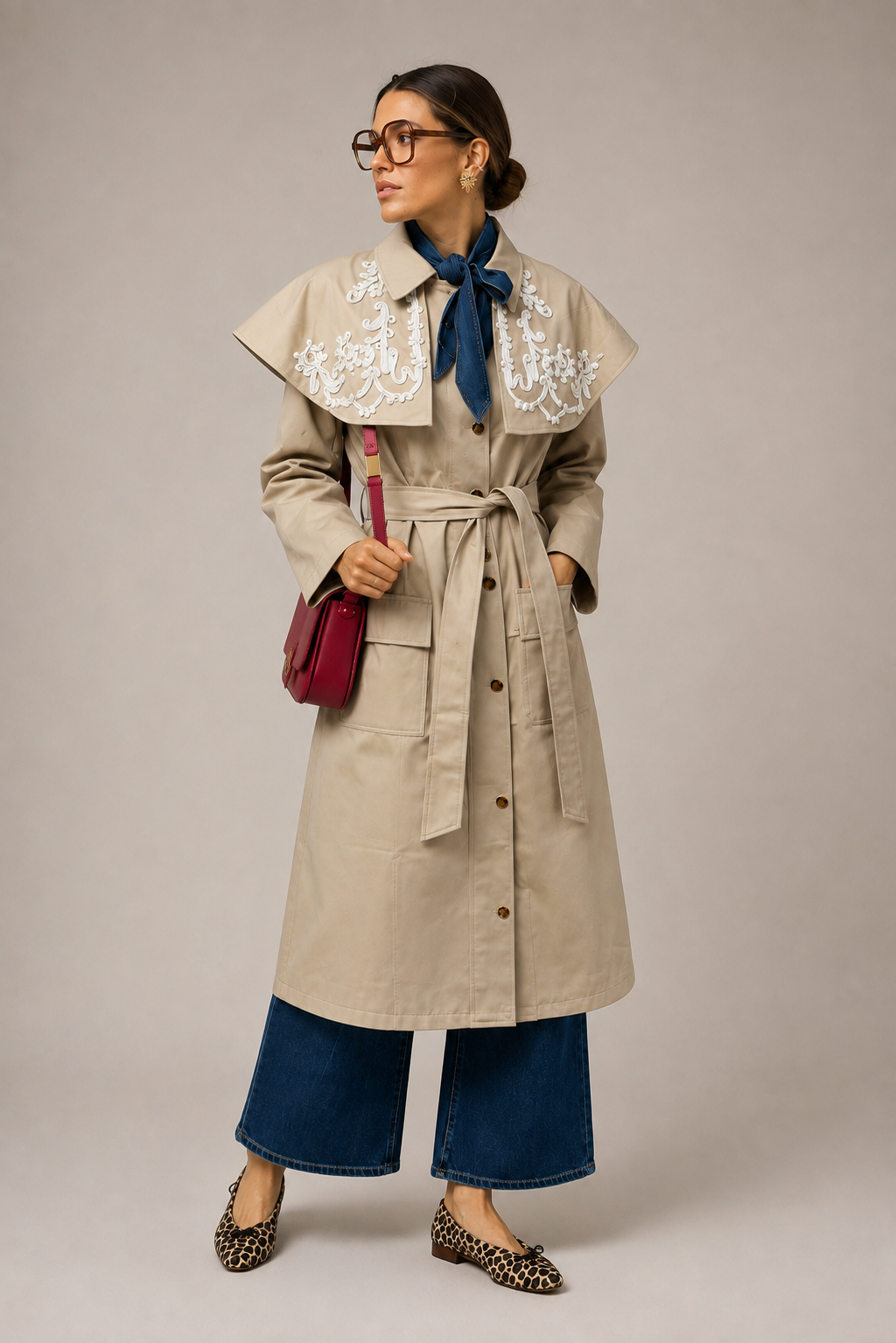 GABARDINA CAPA BORDADOS