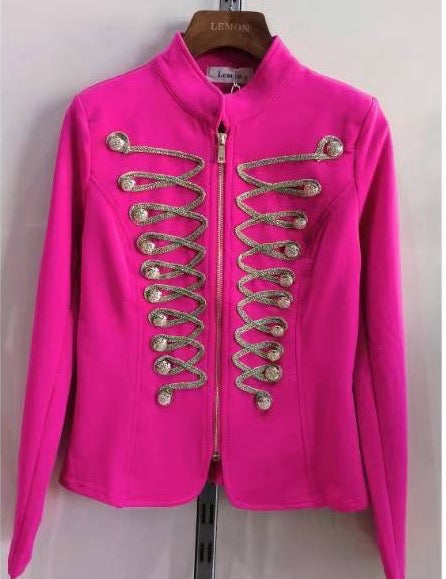 CHAQUETA ENTALLADA DETALLES