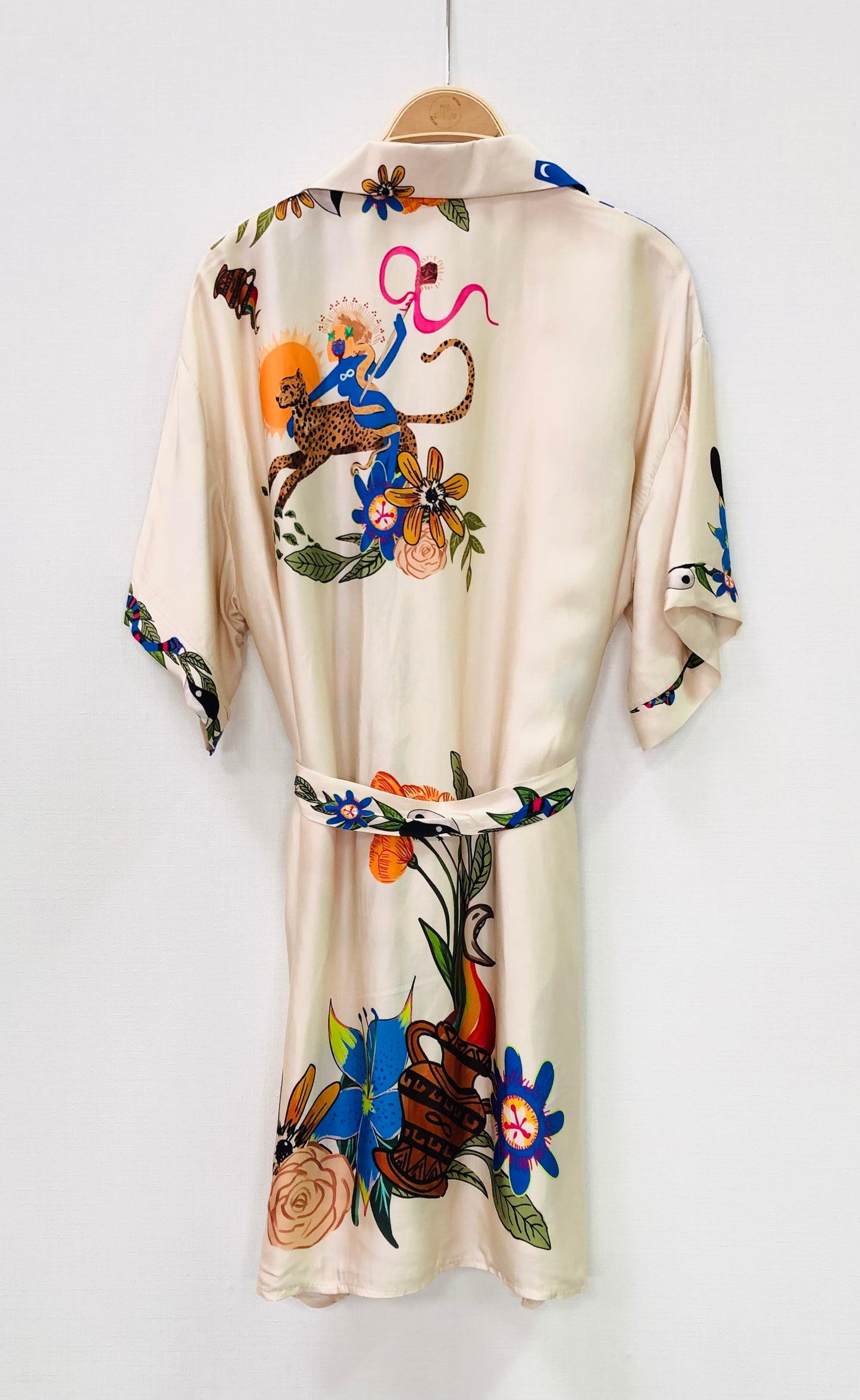 VESTIDO CORTO SATINADO