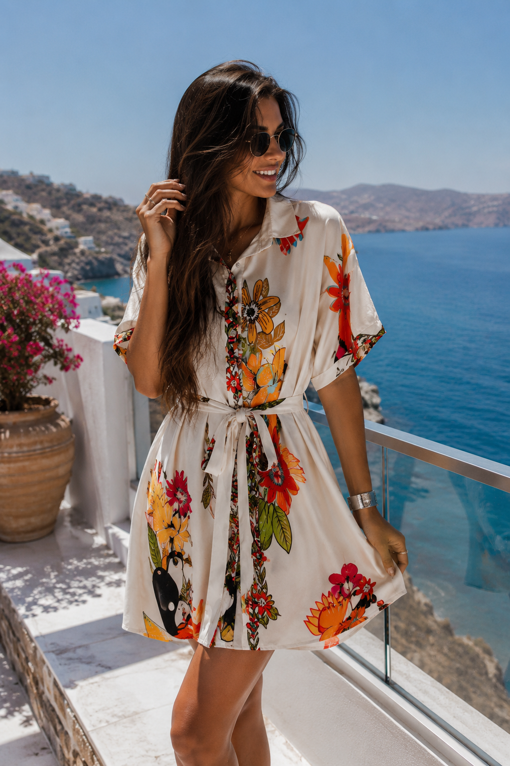 VESTIDO CORTO SATINADO