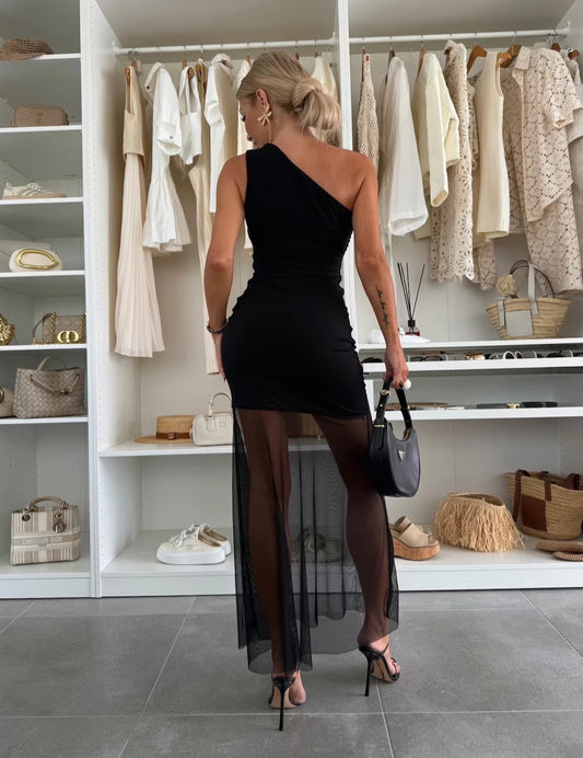 VESTIDO ASIMÉTRICO TUL