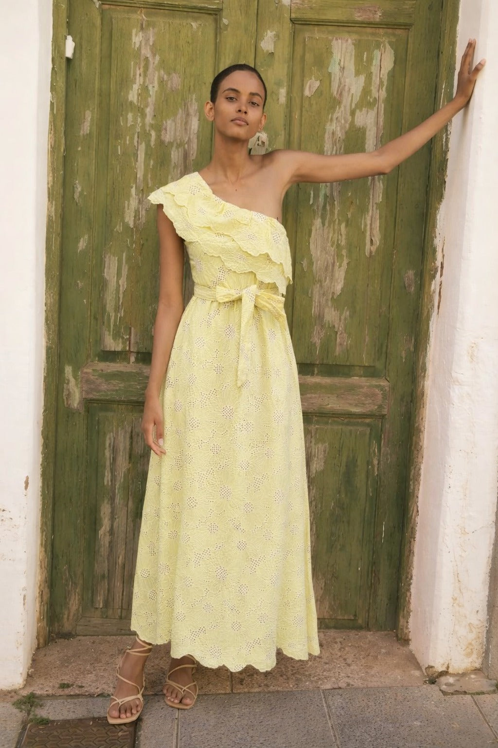VESTIDO ASIMÉTRICO FLORAL