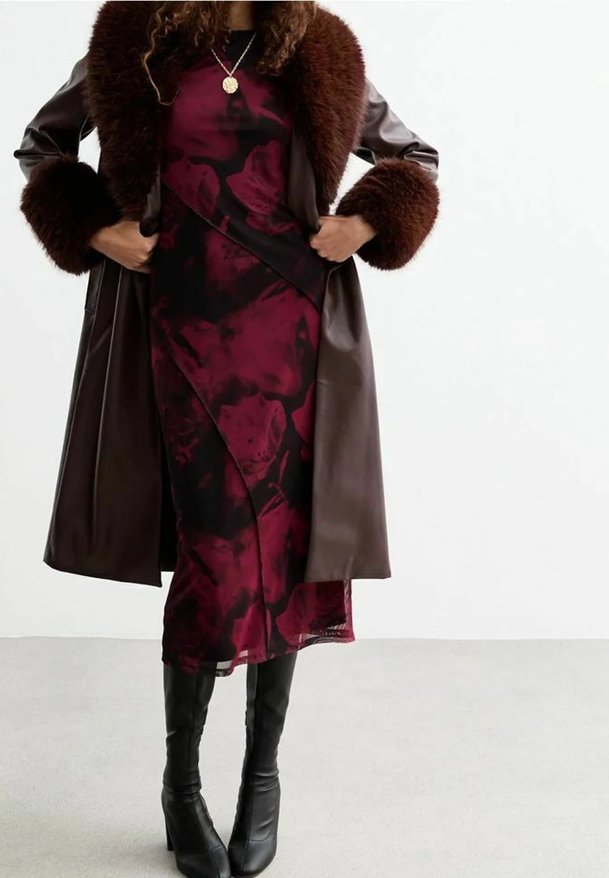 ABRIGO POLIPIEL CUELLO PELO