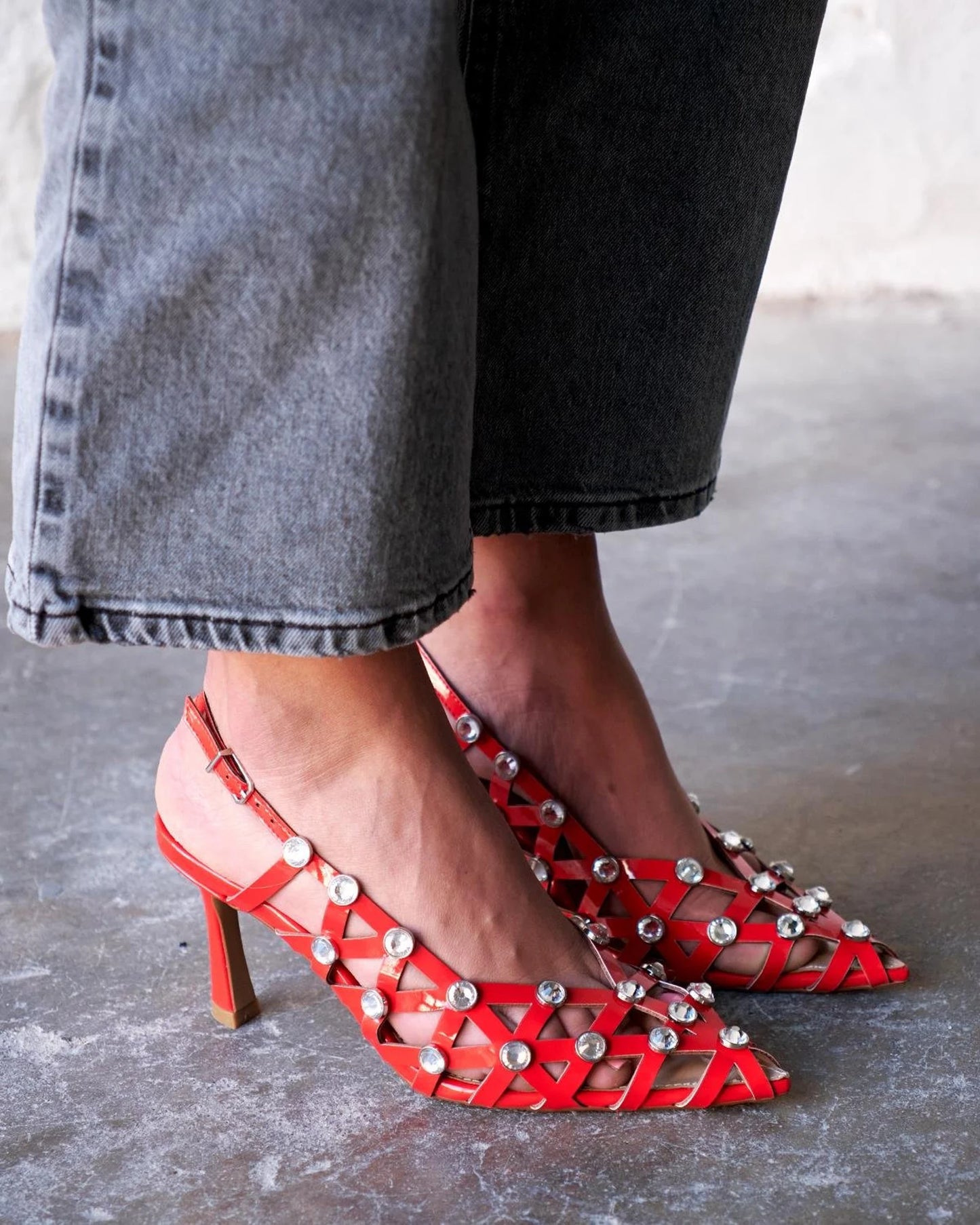 ZAPATO TACÓN ROJO
